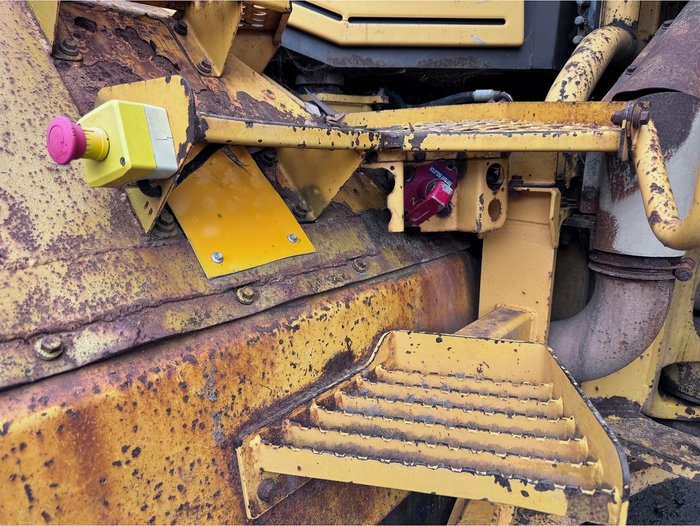 2002 Volvo Dump Truck A30d