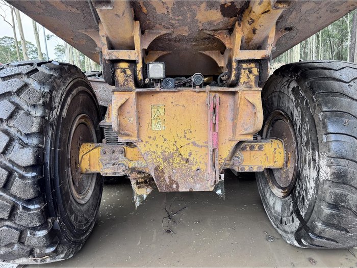 2002 Volvo Dump Truck A30d