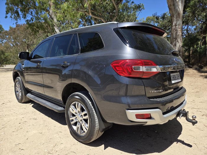 2016 Ford Everest Trend