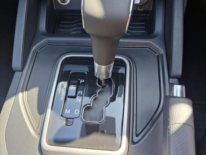 2025 KGM Musso Ultimate Q261 MY26 4X4 Dual Range Grand White