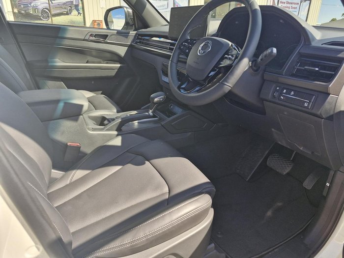 2025 KGM Musso Ultimate Q261 MY26 4X4 Dual Range Grand White