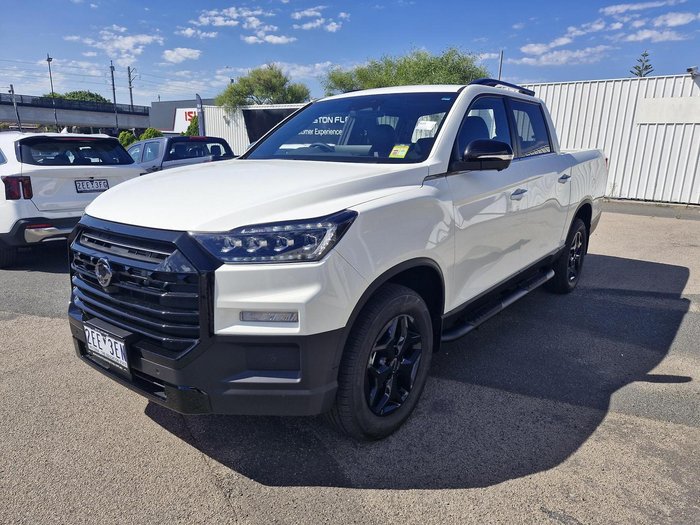 2025 KGM Musso Ultimate Q261 MY26 4X4 Dual Range Grand White