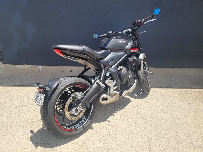 2023 Triumph TRIDENT 660 BLACK