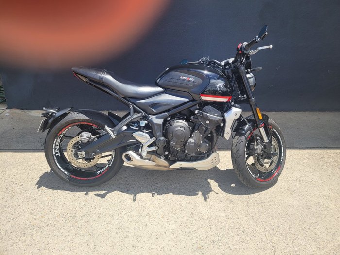 2023 Triumph TRIDENT 660 BLACK