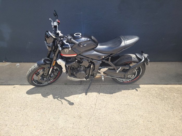 2023 Triumph TRIDENT 660 BLACK