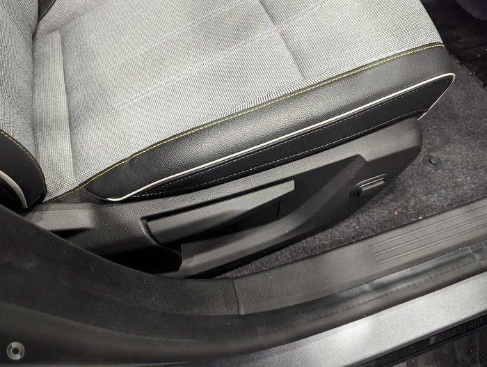 2024 Renault Megane E-Tech Techno EV60 XCB MY24 Shadow Grey with Diamond Black roof