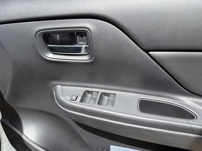 2021 Mitsubishi Triton GLX-R