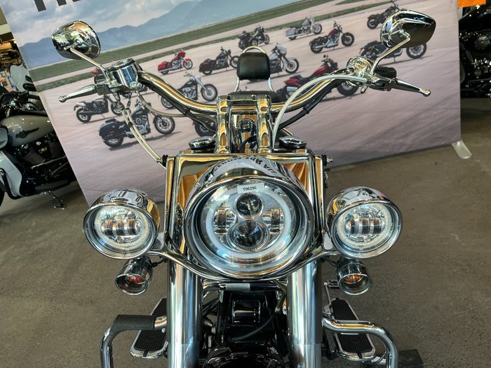 2007 Harley-davidson FLSTN SOFTAIL DELUXE BLACK CHERRY