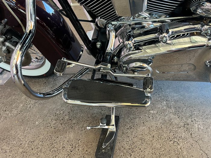 2007 Harley-davidson FLSTN SOFTAIL DELUXE BLACK CHERRY