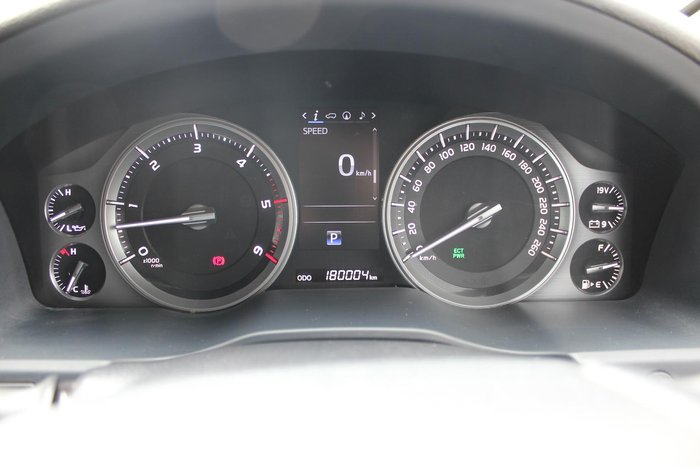 2019 Toyota Landcruiser VX