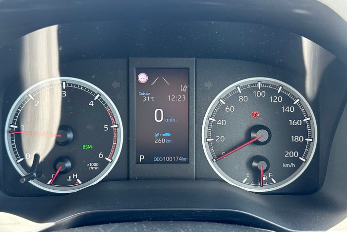 2019 Toyota Hiace Commuter