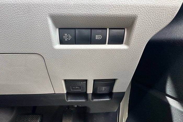 2019 Toyota Hiace Commuter