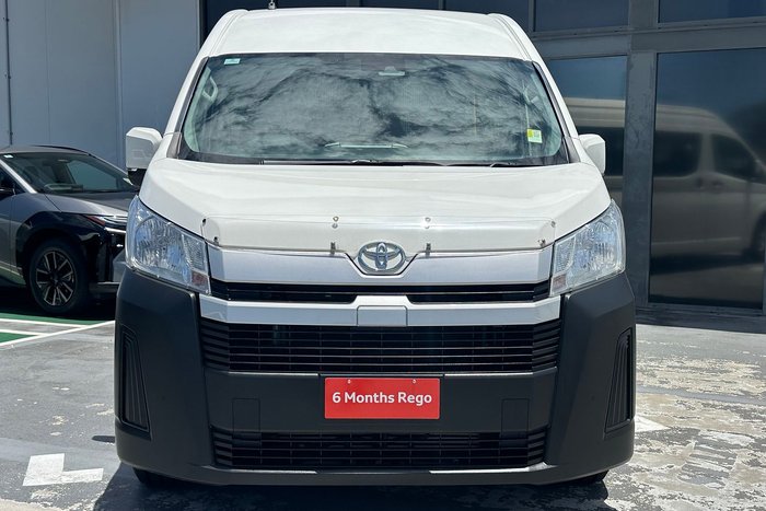 2019 Toyota Hiace Commuter