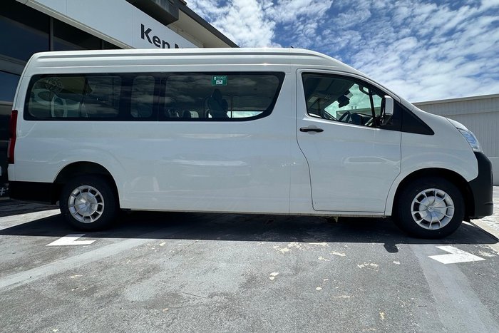 2019 Toyota Hiace Commuter