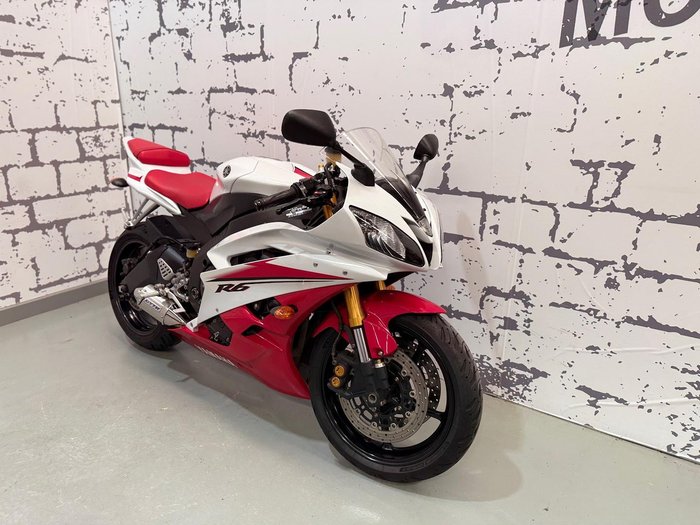 2006 Yamaha YZF-R6 R6 White