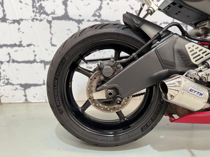 2006 Yamaha YZF-R6 R6 White