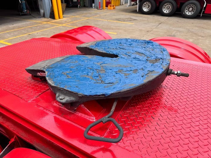 2012 Maxitrans St3 Lead A 12 Pallet -30 Reefer Double Stacker