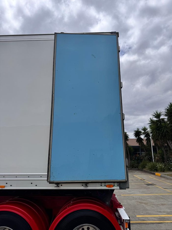 2012 Maxitrans St3 Lead A 12 Pallet -30 Reefer Double Stacker