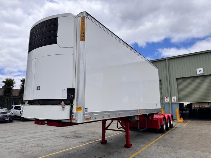 2012 Maxitrans St3 Lead A 12 Pallet -30 Reefer Double Stacker