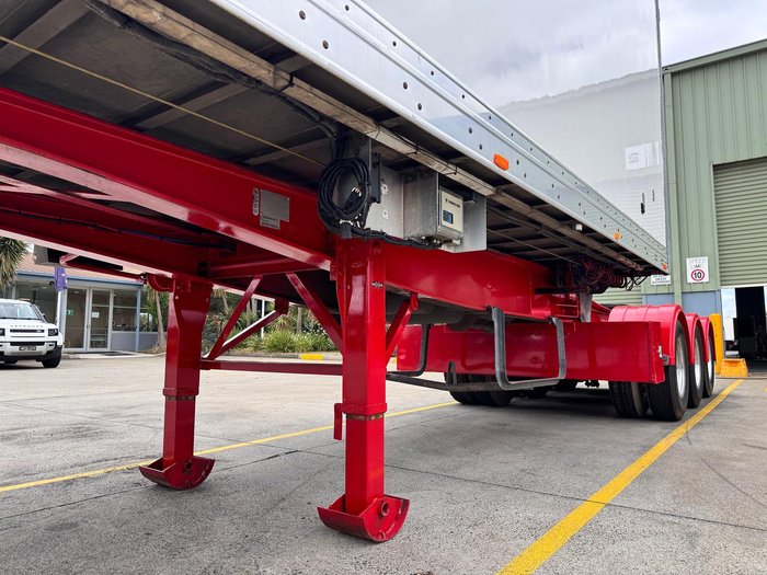 2012 Maxitrans St3 Lead A 12 Pallet -30 Reefer Double Stacker