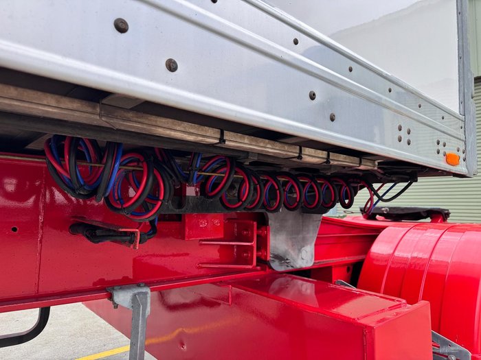 2012 Maxitrans St3 Lead A 12 Pallet -30 Reefer Double Stacker