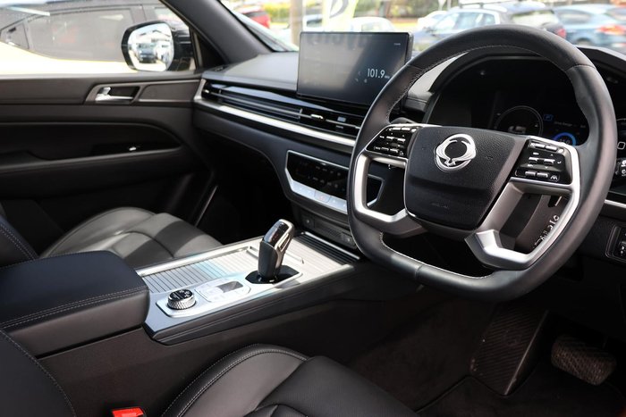 2024 SsangYong Rexton Adventure