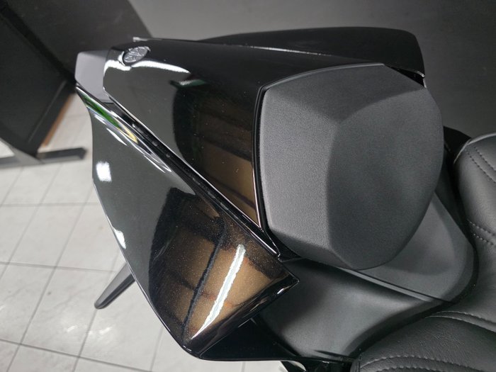 2024 Yamaha YZF-R7LA Black