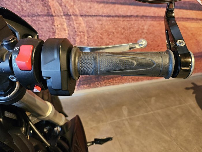 2018 Triumph Street Triple S 660 LAMS Street Triple Black