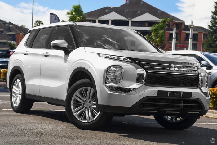 2025 Mitsubishi Outlander ES ZM MY24 Sterling Silver