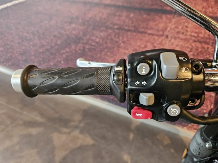 2018 Triumph Bonneville T120 Bonneville Black