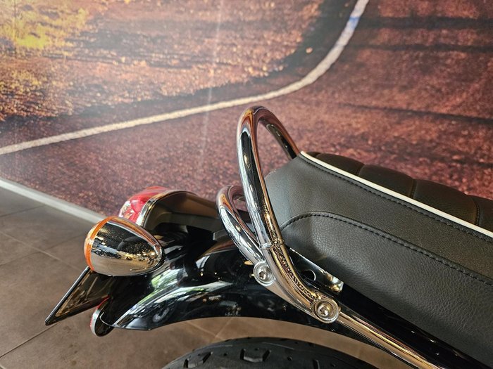 2018 Triumph Bonneville T120 Bonneville Black