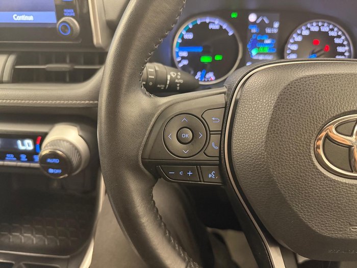 2022 Toyota RAV4 GX AXAH52R Glacier White