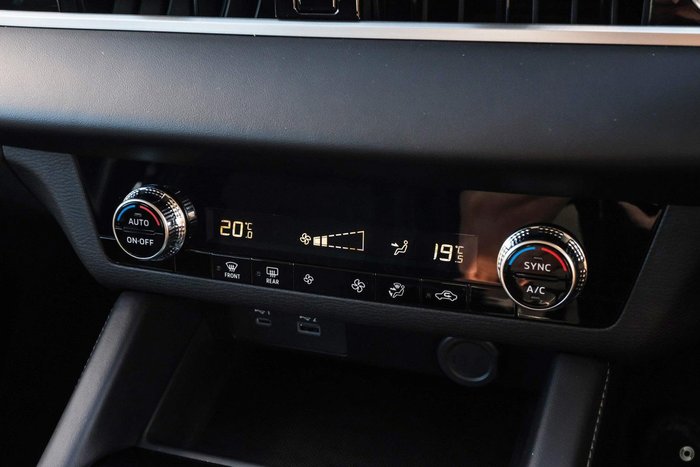 2025 Mitsubishi Outlander ES ZM MY24 Graphite Grey