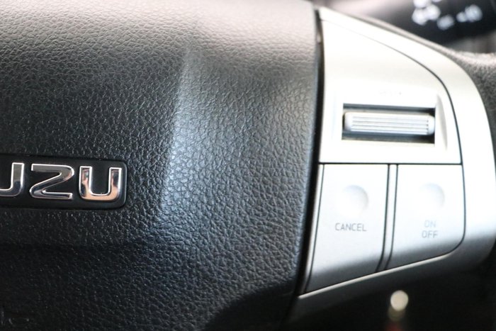 2014 Isuzu MU-X LS-T