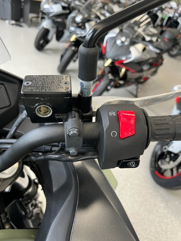 2022 Kawasaki VERSYS-X 300 SE GREEN