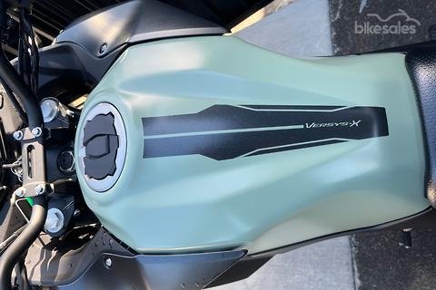 2022 Kawasaki VERSYS-X 300 SE