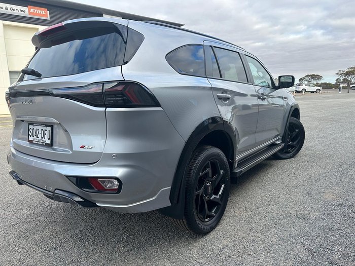 2025 Isuzu MU-X X-TERRAIN