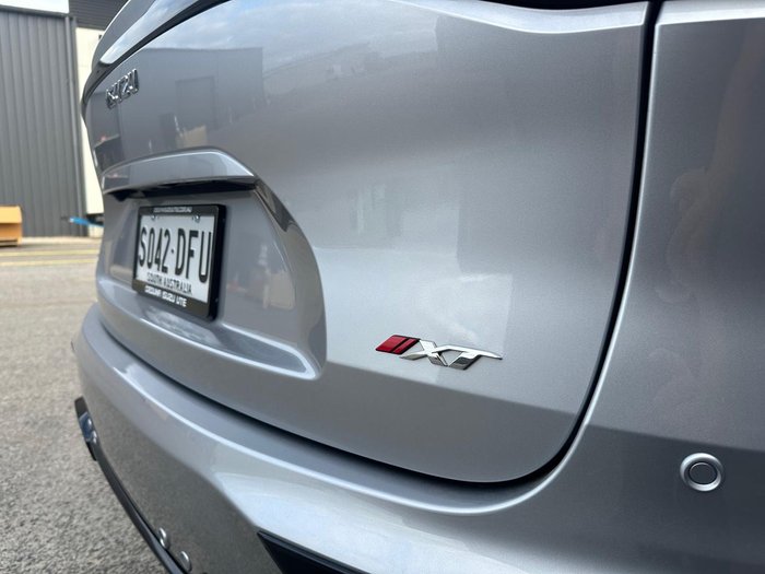 2025 Isuzu MU-X X-TERRAIN