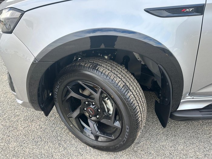 2025 Isuzu MU-X X-TERRAIN