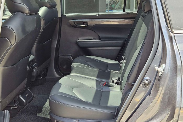 2022 Toyota Kluger Grande