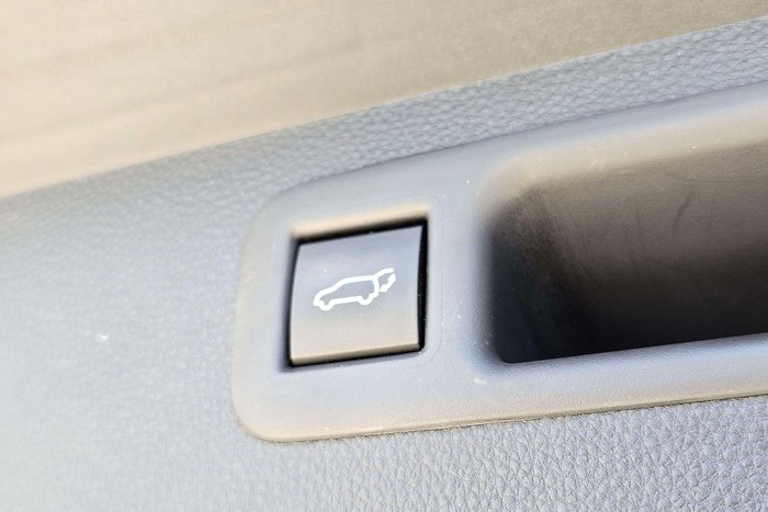 2022 Toyota Kluger Grande