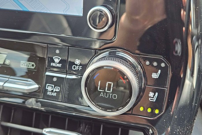 2022 Toyota Kluger Grande