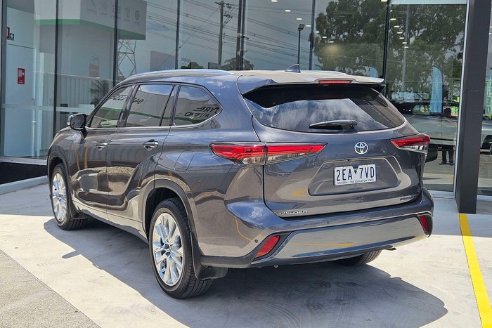 2022 Toyota Kluger Grande