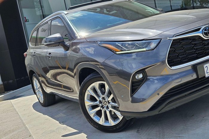 2022 Toyota Kluger Grande