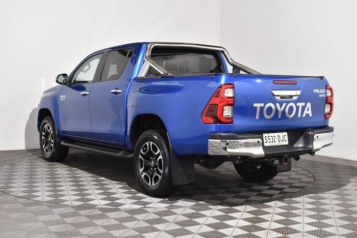 2020 Toyota Hilux SR5