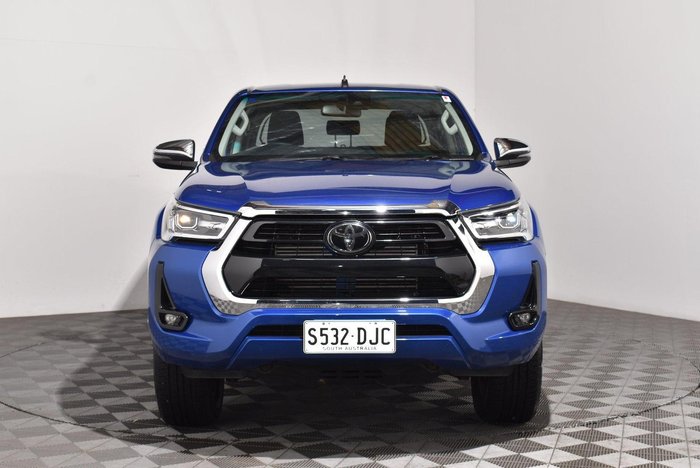 2020 Toyota Hilux SR5