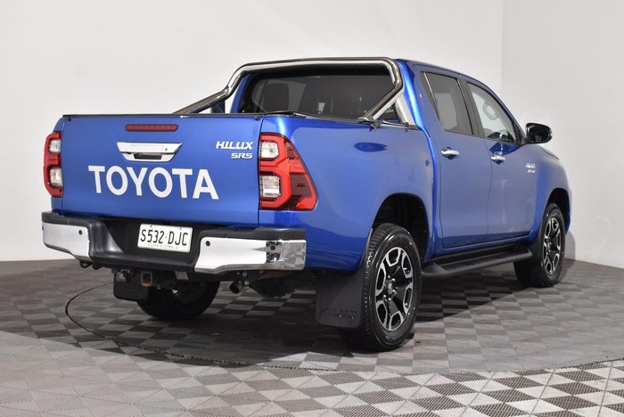 2020 Toyota Hilux SR5