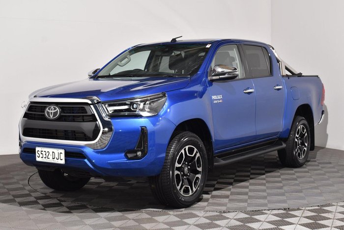 2020 Toyota Hilux SR5