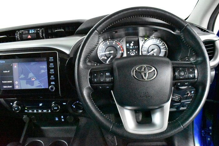 2020 Toyota Hilux SR5