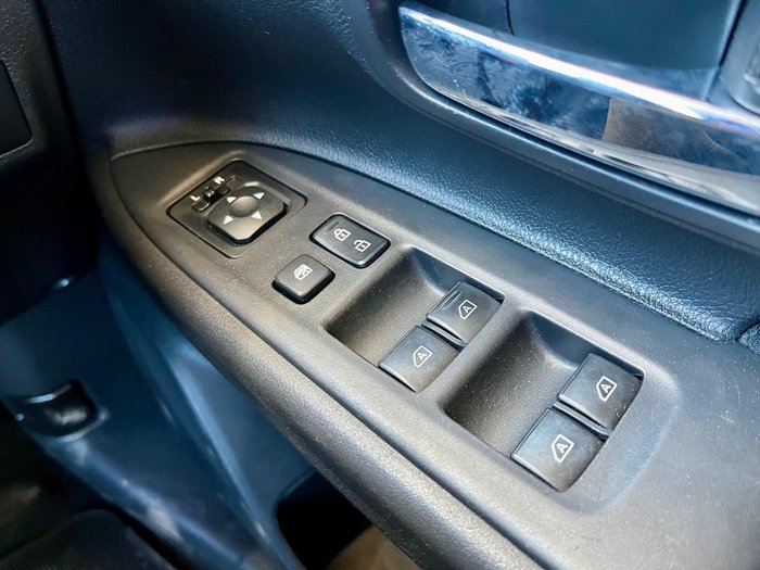 2018 Mitsubishi Outlander ES